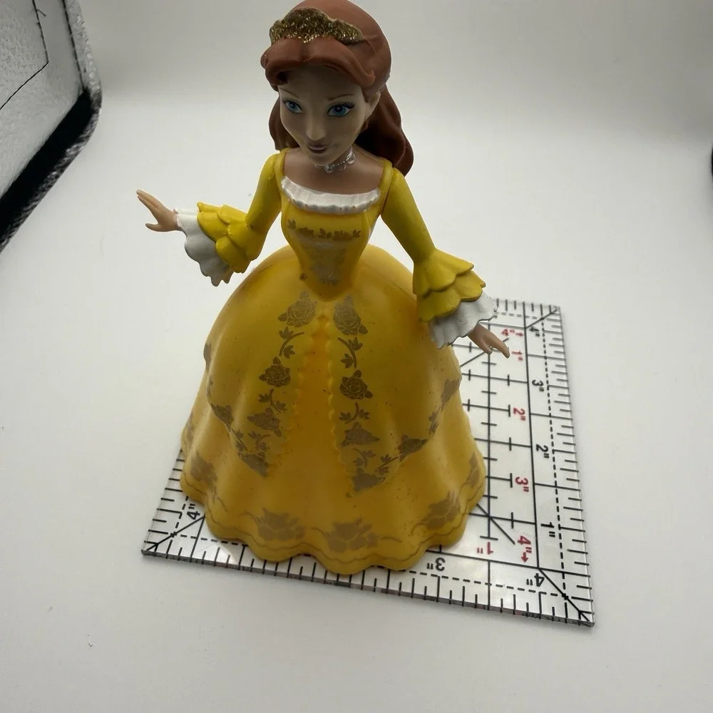 Disney Sofia the Queen First Royal Family Figurine Yellow Gown Glitter Accents